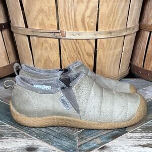 Keen Howser Harvest Beige Suede Fleece Lined Slip-On Comfort Mocs Women Size 9.5